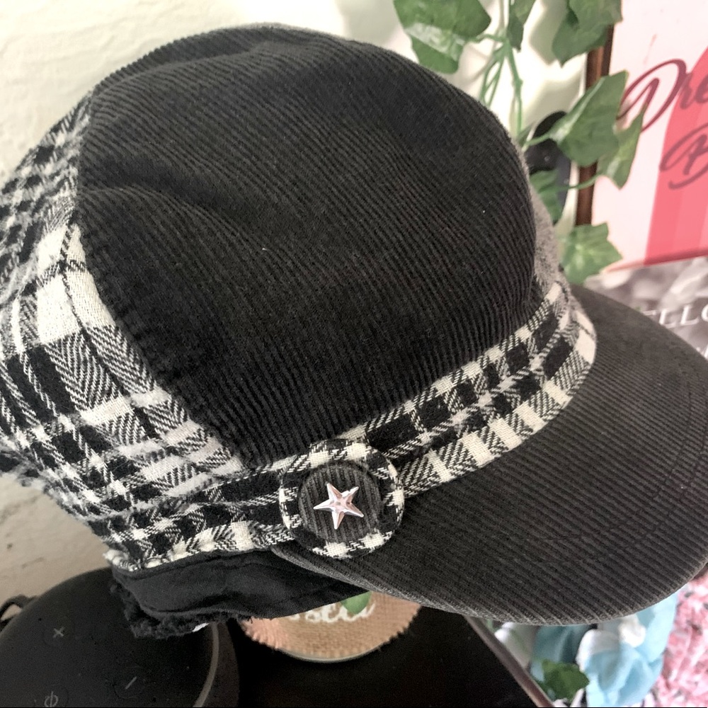Old Fashion Hat